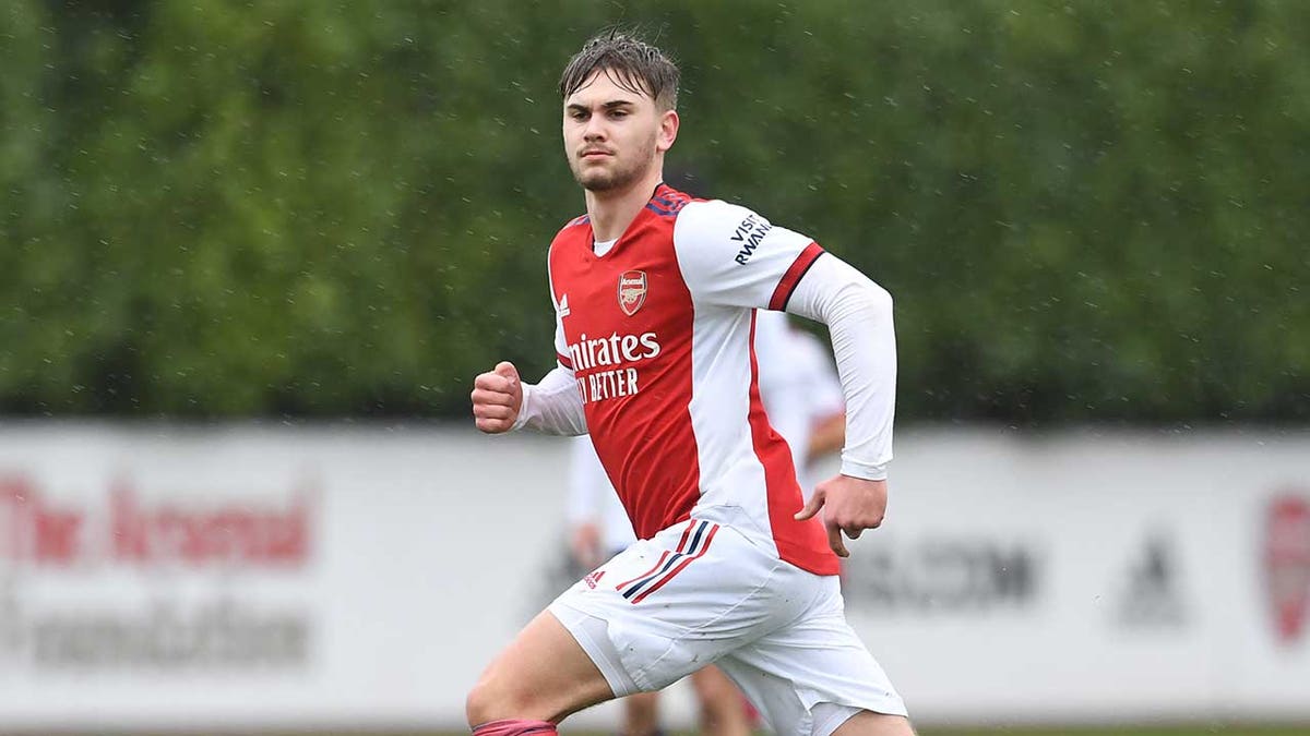 Former Arsenal academy forward Billy Vigar dies at 21 after brain injury sustained in non-league match
