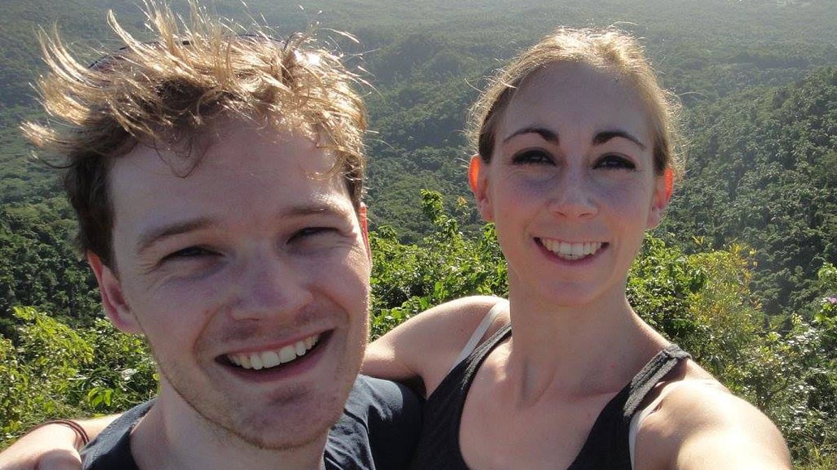 UK red tape blocks Australian and New Zealand specialists from NHS rejoining, doctors say