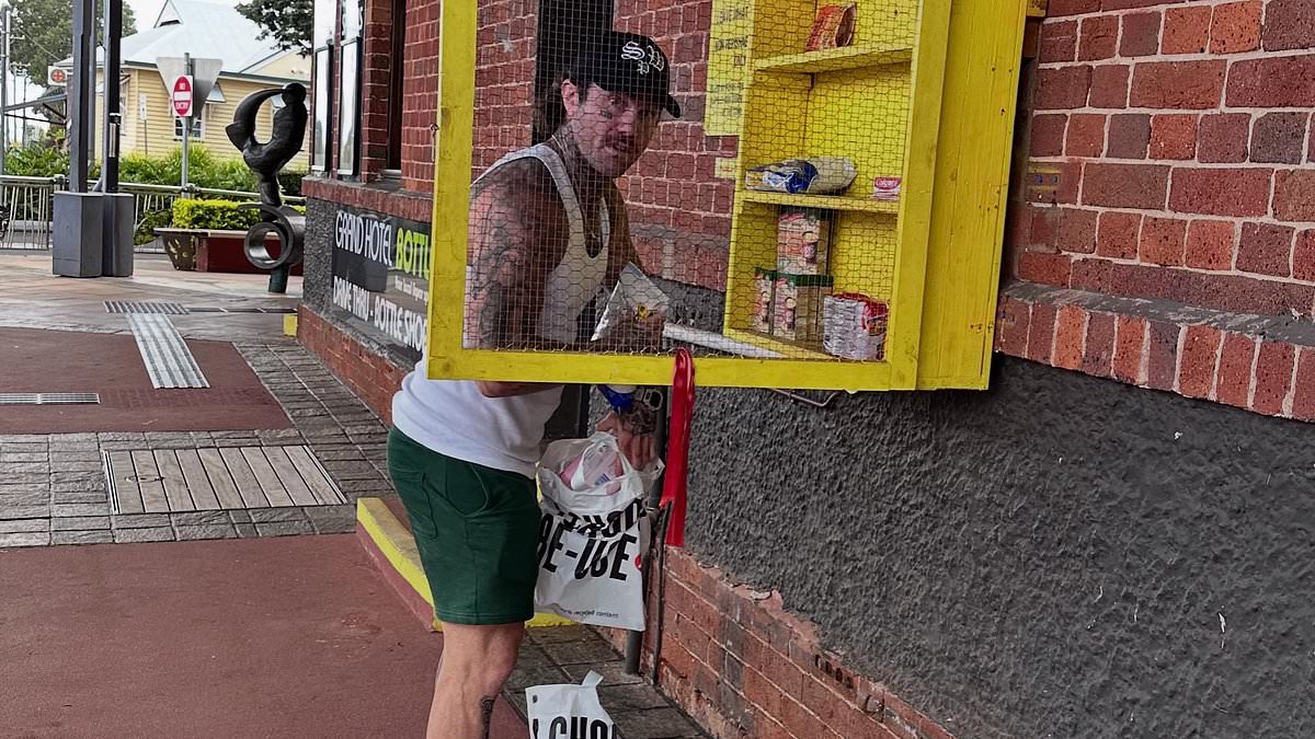 Aussie pub salutes influencer for quietly stocking community pantry amid questions about food-wasting