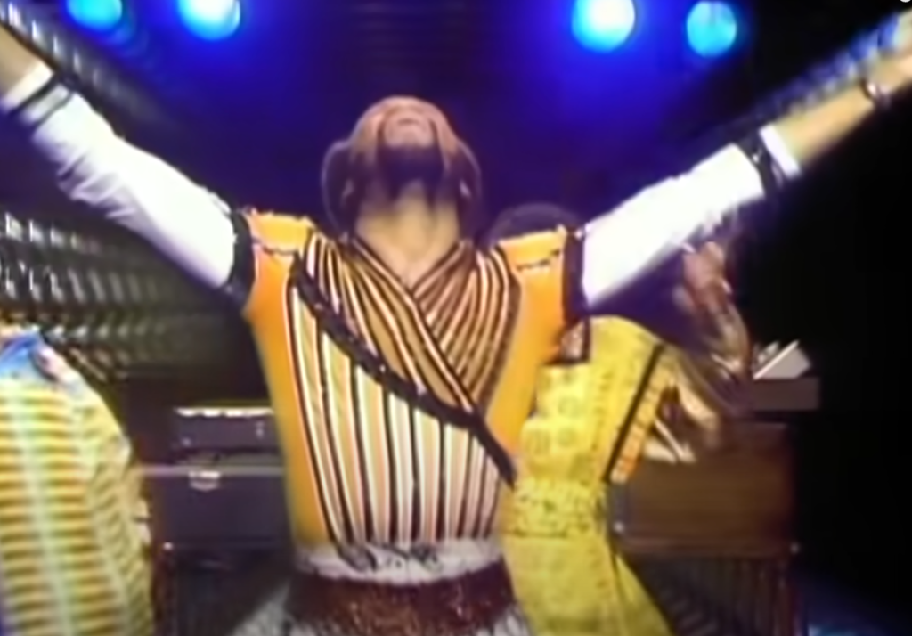 Earth, Wind & Fire image