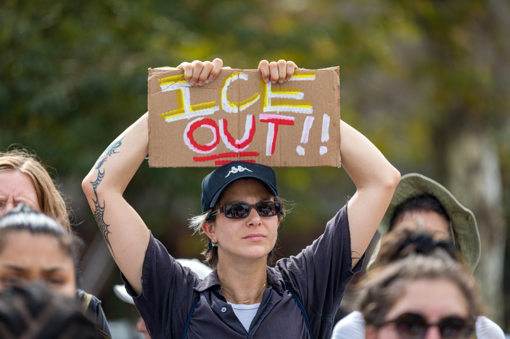 Brooklyn anti-ICE protests draw hundreds as Trump deploys troops to Portland