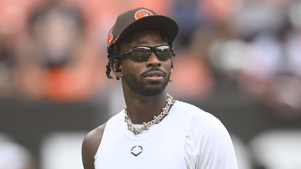 Browns coach denies report that Shedeur Sanders was sidelined from scout-team reps