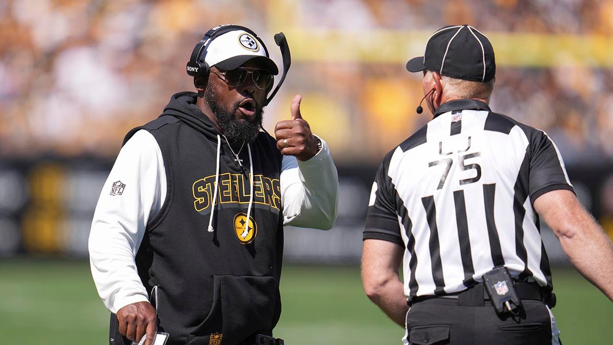 Pittsburgh Steelers head coach Mike Tomlin speaks during a news conference