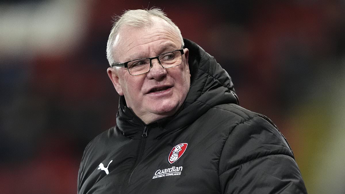 Steve Evans reveals six‑stone weight loss after social media taunt from Joey Barton