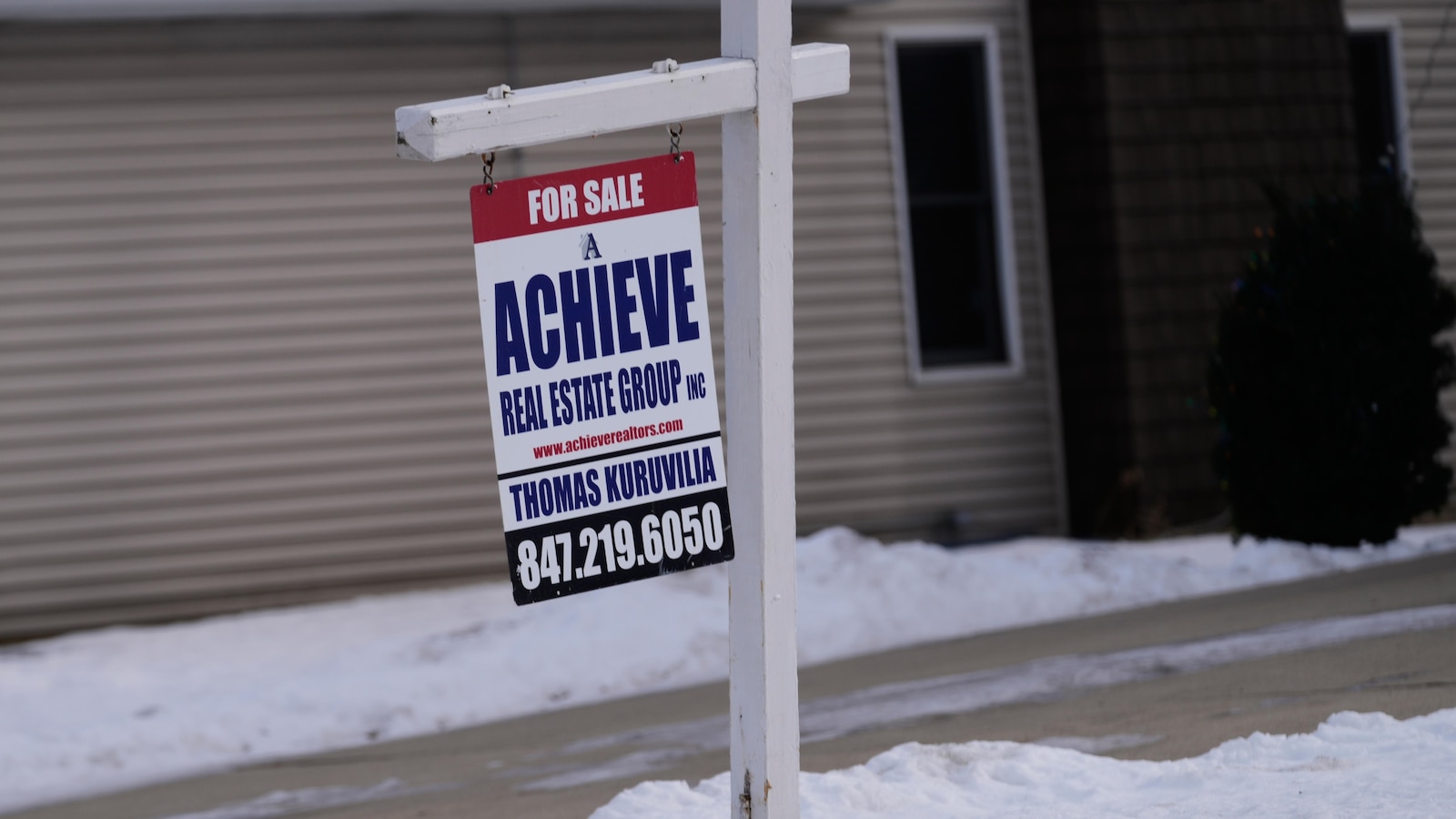 November existing-home sales rise modestly, but prices set November high amid tight supply