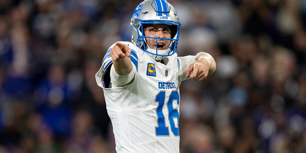 Jared Goff celebrates