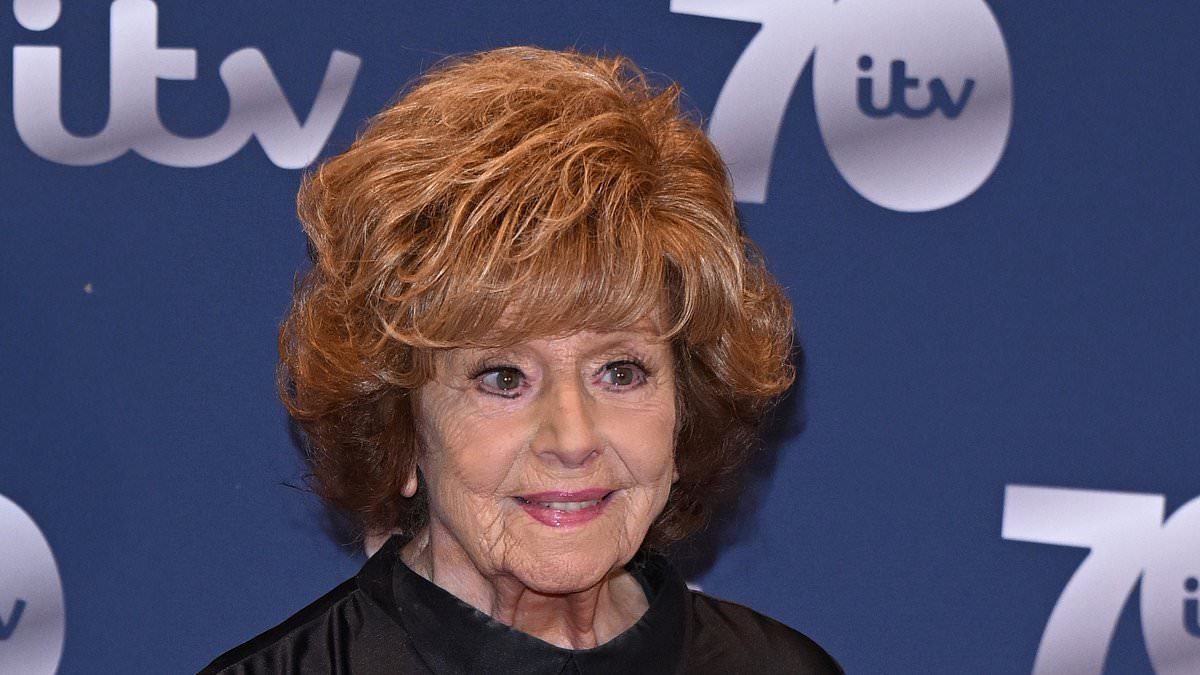 Barbara Knox recalls decades-long friendship with Thelma Barlow as she reflects on Coronation Street years