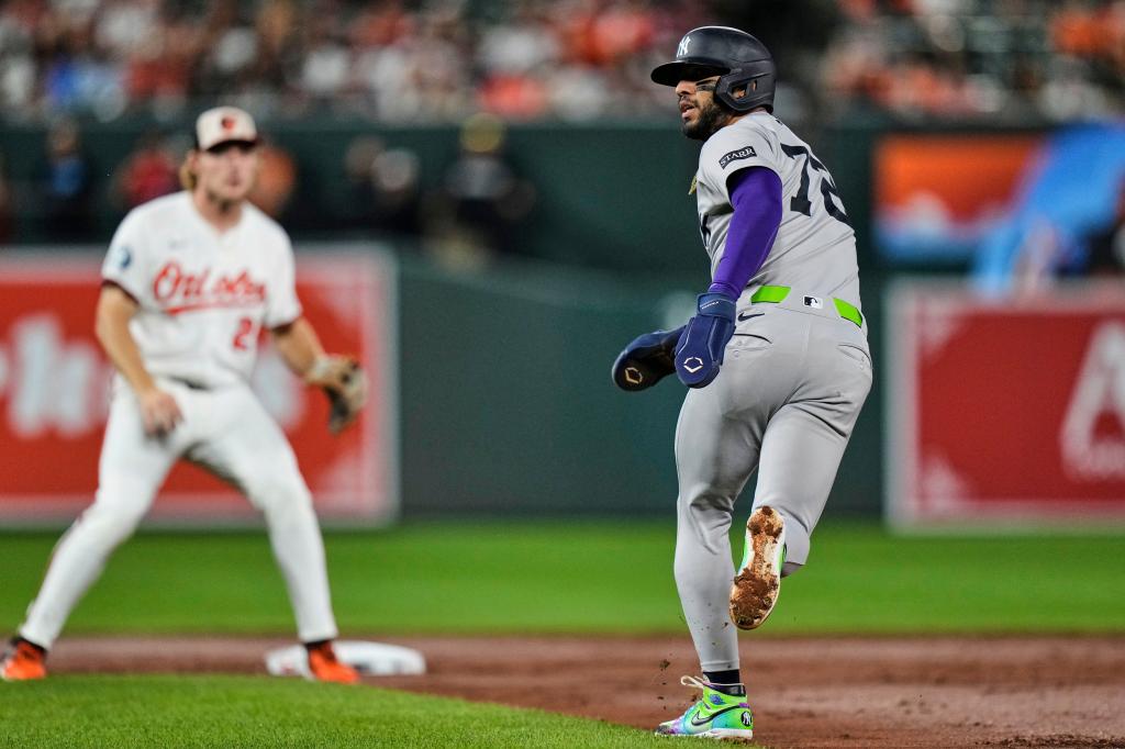 Caballero's aggressive baserunning adds volatility to Yankees' late-season push