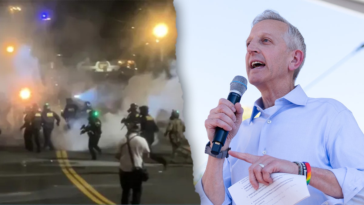 Portland protest near ICE facility