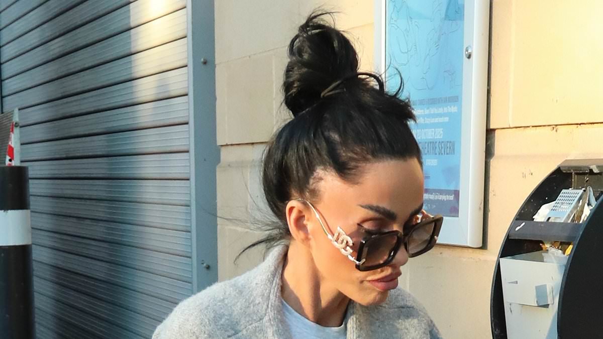 Katie Price seen with bandaged hand after hospital visit over weight-loss concerns