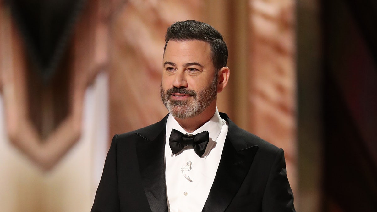 Kimmel Returns to Air, Says He Never Intended to Mock Assassination