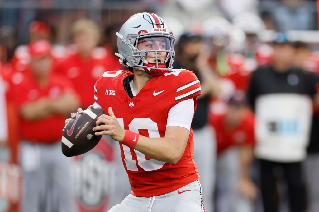 Ohio State quarterback Julian Sayin