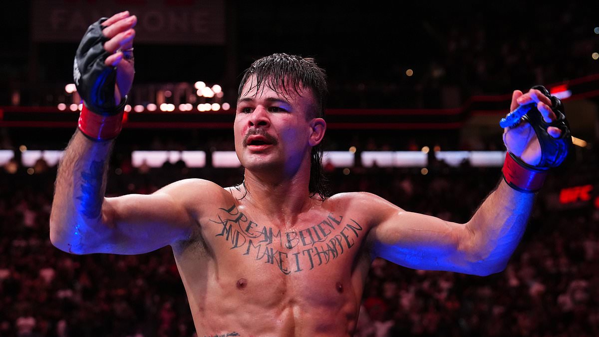 Lopes vomits after KO win at Noche UFC; doctor clears concussion