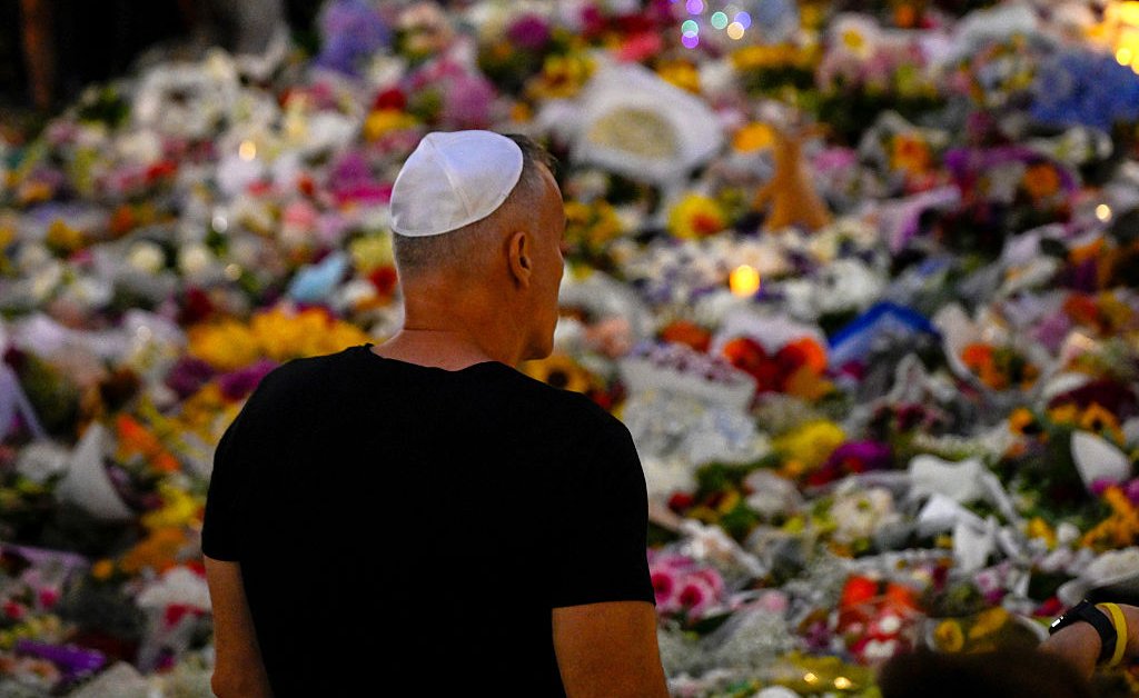 Bondi Beach Attack Highlights Rising Antisemitism in Australia