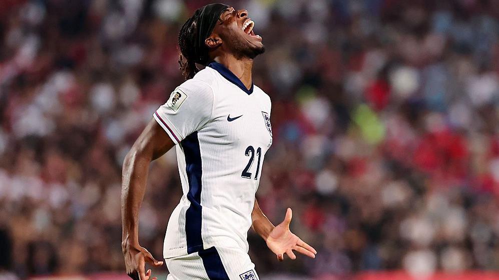 Noni Madueke celebrates his first England goal