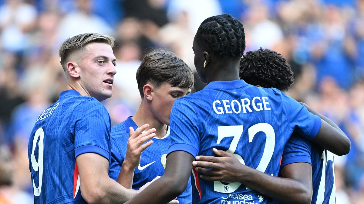 Chelsea hit by double injury blow as Liam Delap ruled out and Dario Essugo undergoes surgery