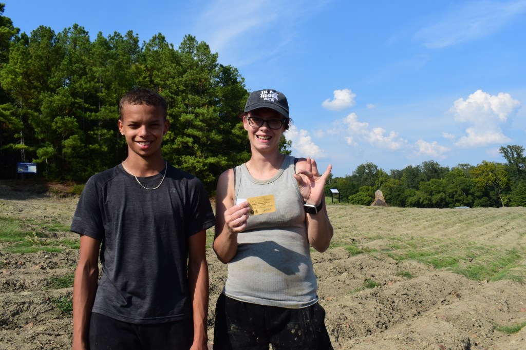 Raynae Madison family at Crater of Diamonds