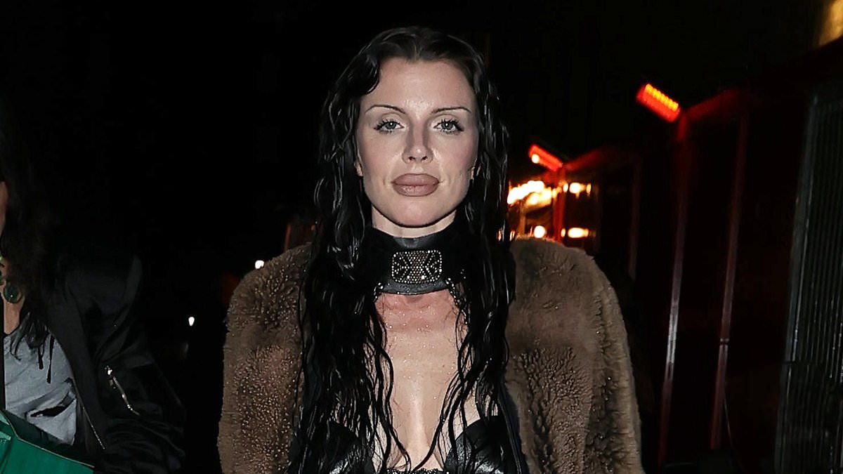 Julia Fox wears provocative leather corset dress at Chiltern Firehouse after slamming ex-husband over baptism dispute