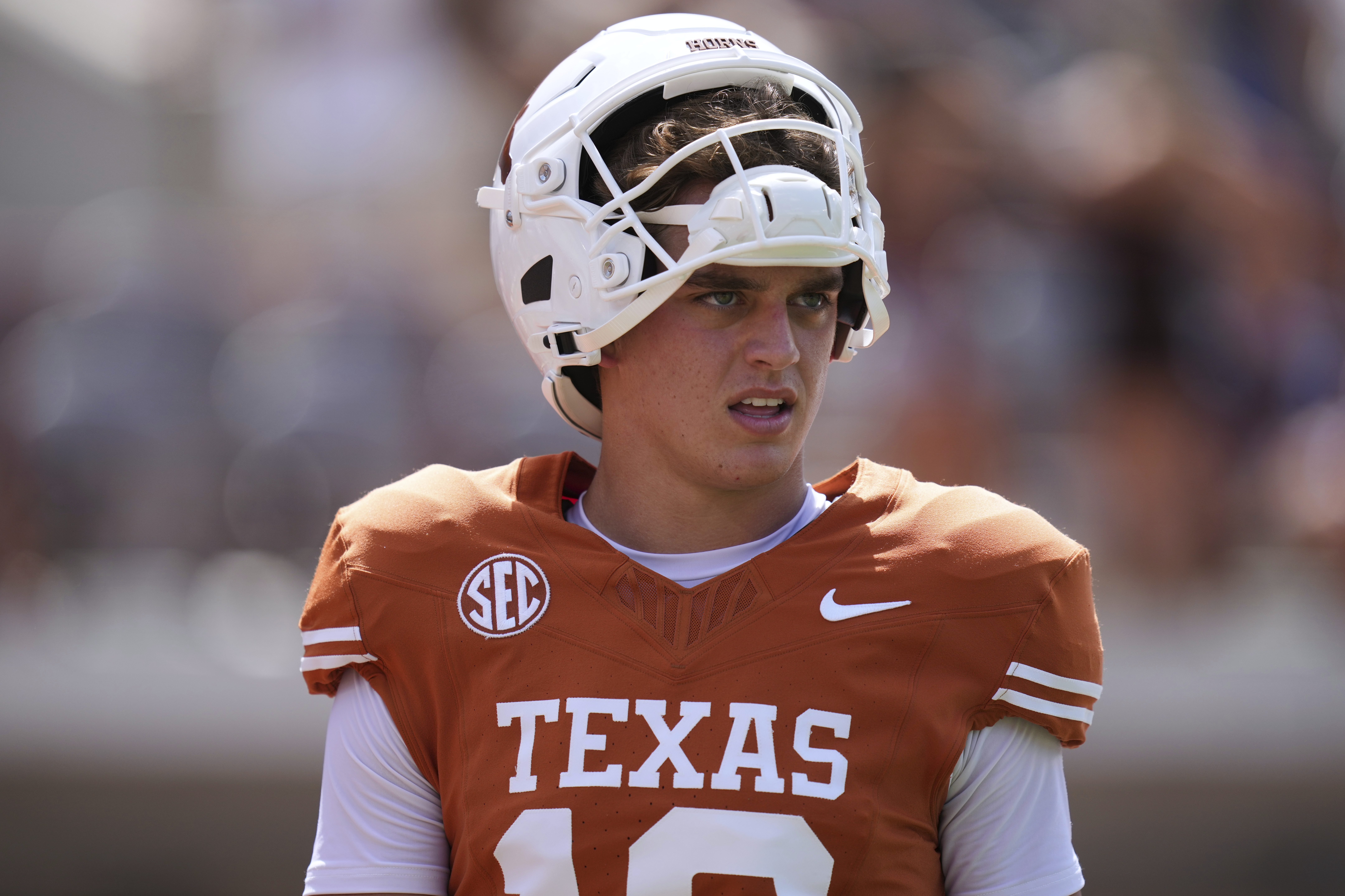 Arch Manning Booed by Texas Fans During Rocky First Half of 27-10 Win Over UTEP