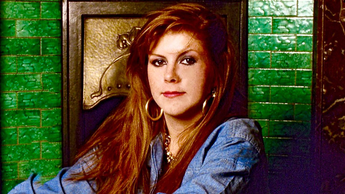 Deckhand breaks 25-year silence on Kirsty MacColl's death in Mexico