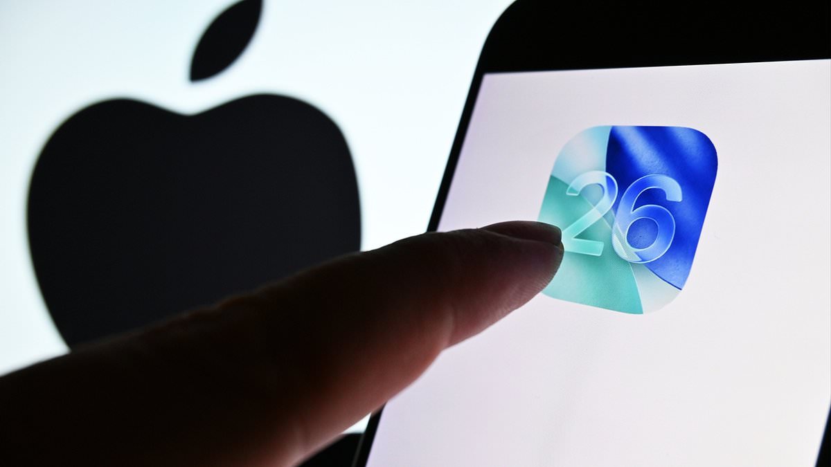 Apple rolls out iOS 26.2 with adjustable Liquid Glass on lock screen