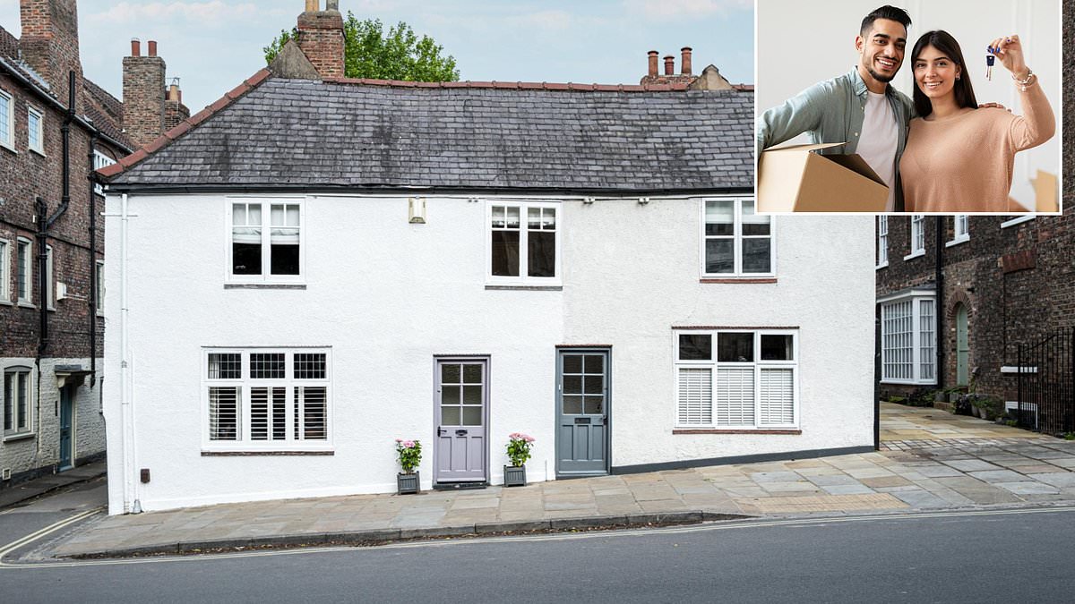 First-time buyers stretch to buy ‘forever homes’ and opt for longer mortgages, Barclays data shows