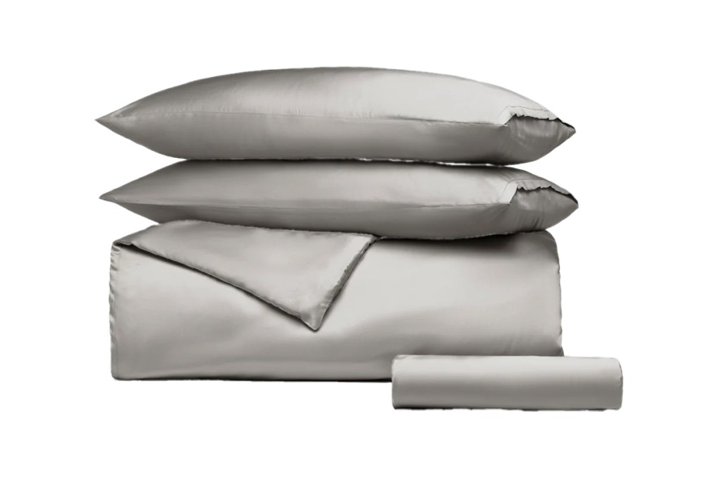 Cozy Earth bedding image