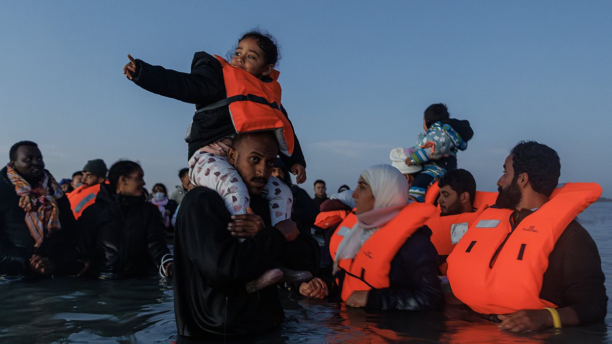 British pundit laments 'basket-case Britain' in Daily Mail column