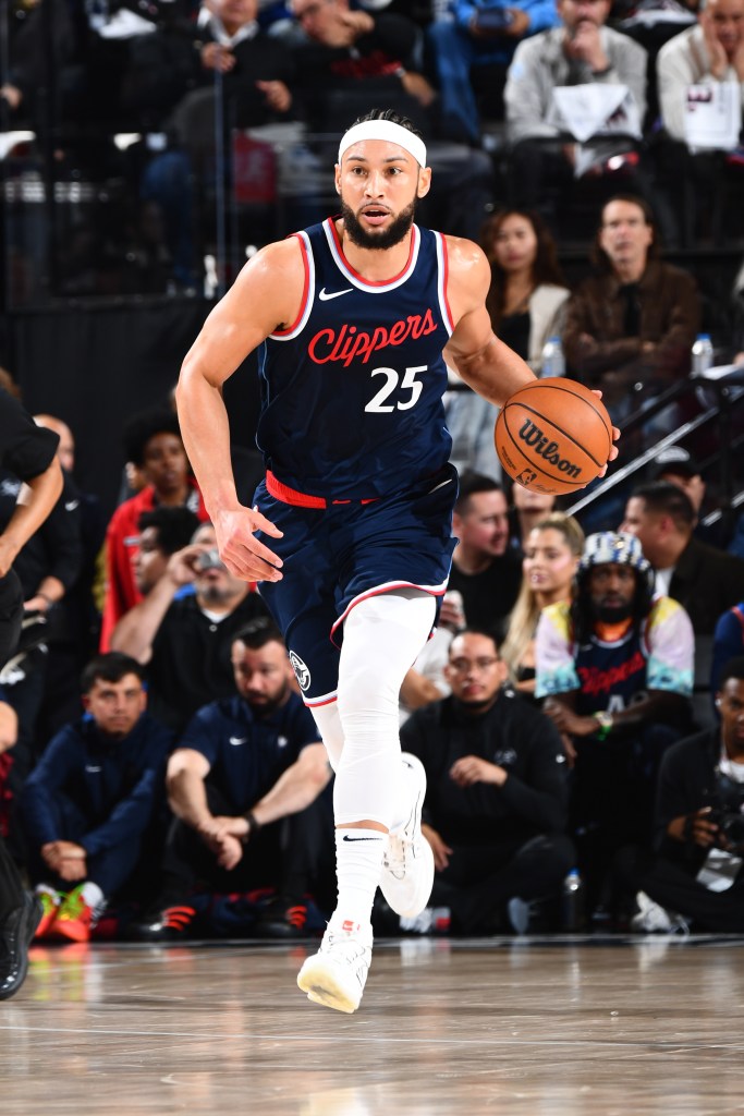 Shamet reacts after hitting a shot