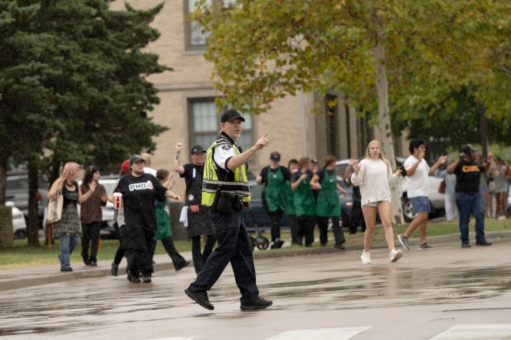 Fayetteville, Ark., police respond