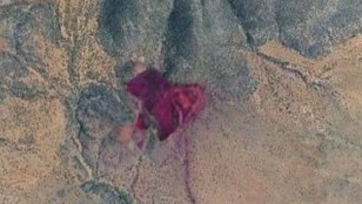 New Mexico desert 'blood pile' viral post debunked as red volcanic material