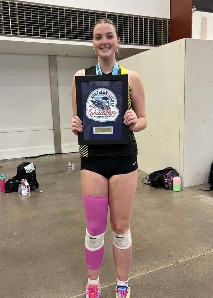 6-foot-8 Iowa junior goes viral as dominant force for undefeated high school volleyball team