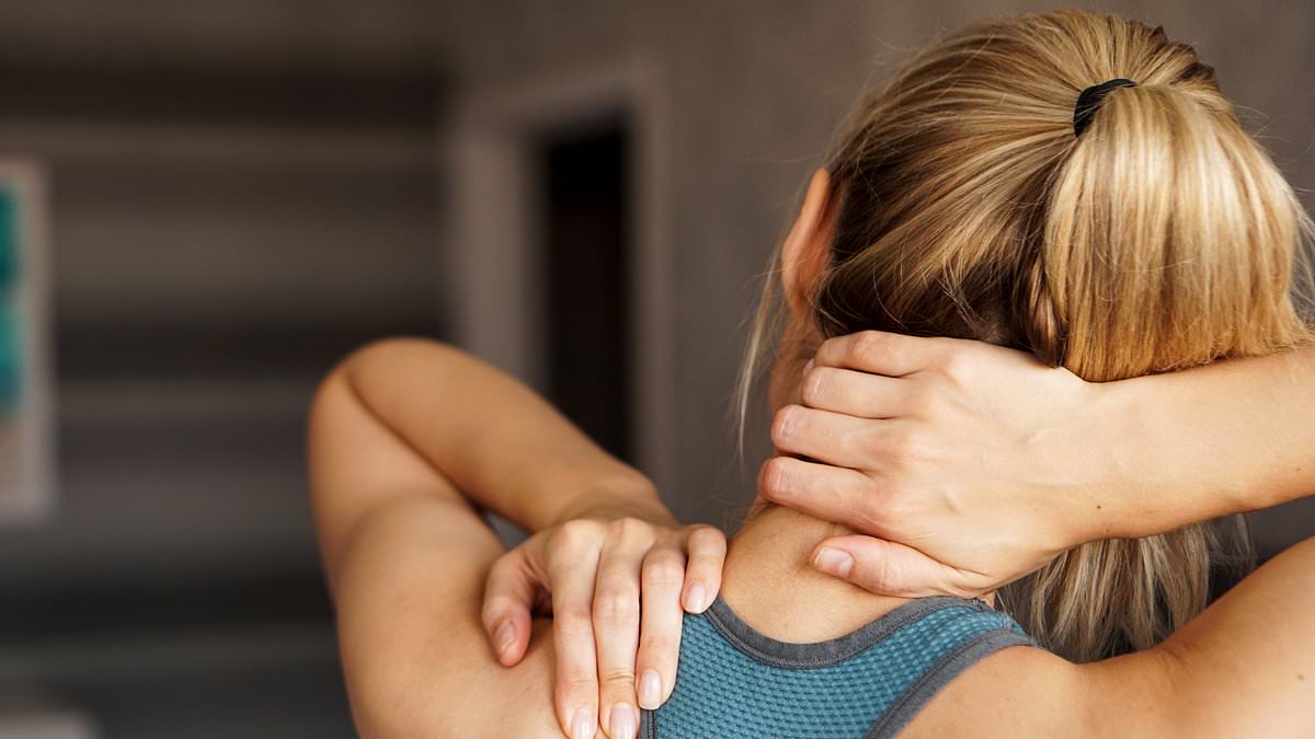 Doctors warn of rise in thoracic outlet syndrome linked to desk-based work