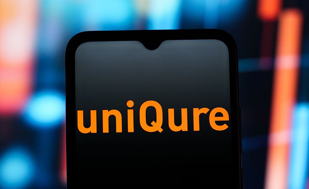 Gene Therapy Slows Huntington’s Disease Progression by 75% in Early Trial