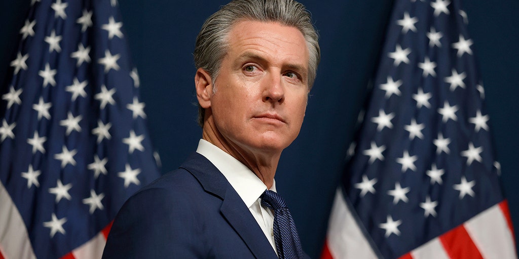 Newsom silent on anti-ICE rhetoric after Dallas shooting, despite urging nonviolence