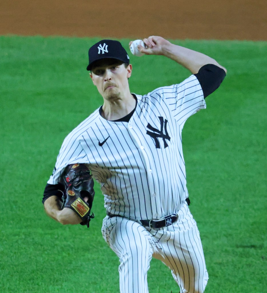 White Sox vs Yankees game action