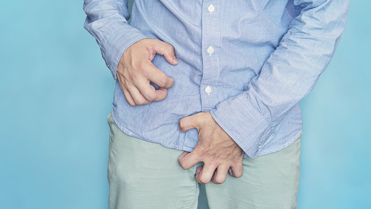 Doctor attributes decades-long genital itching to psychogenic pruritus, recommends CBT and medication