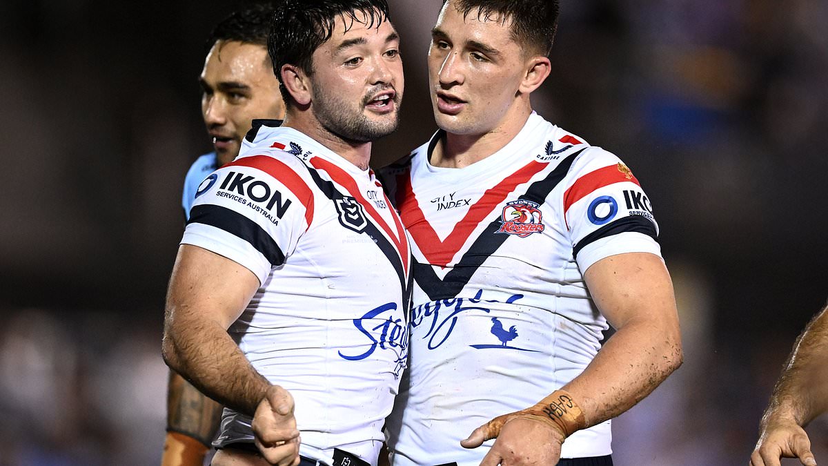 Alleged text messages between Brandon Smith, Victor Radley and dealer revealed in police fact sheet; Smith to plead not guilty