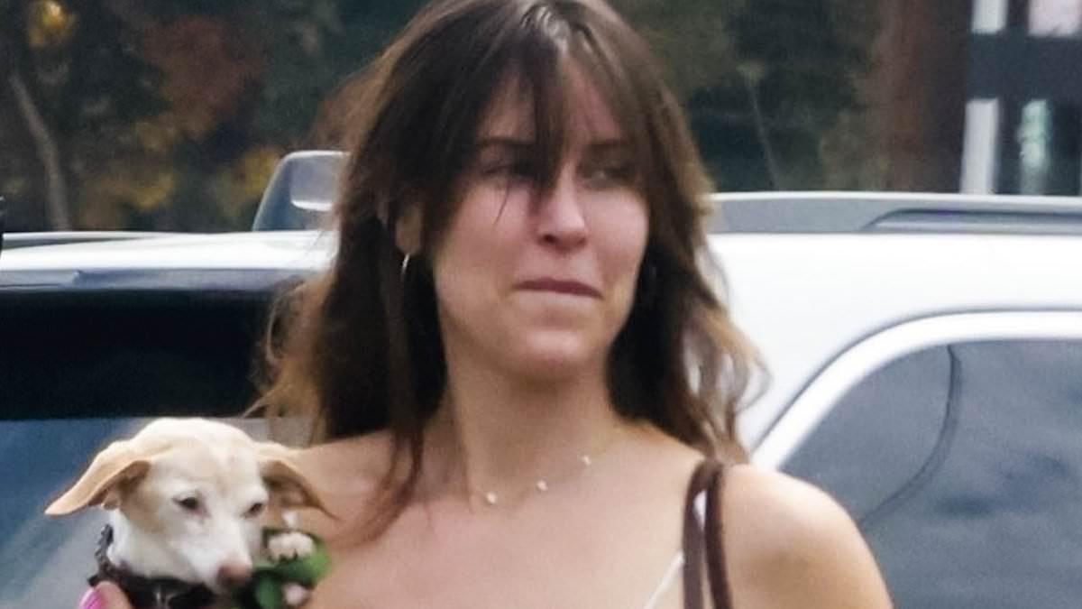 Scout Willis steps out in semi-sheer slip dress amid Willis family dementia updates