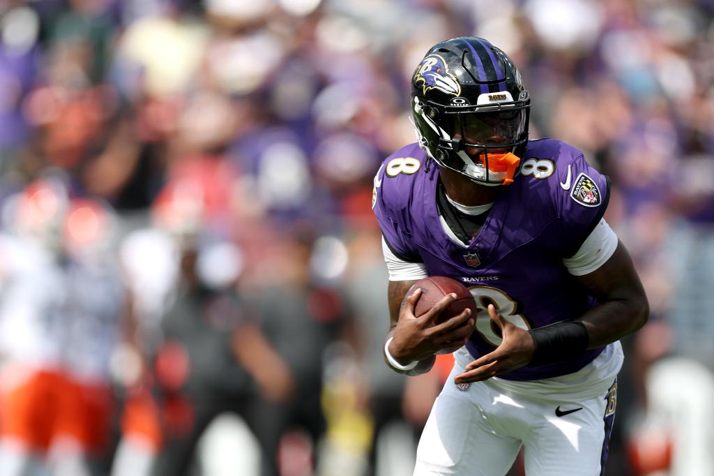 Ravens favored on MNF as Jackson leads high-powered offense against Lions