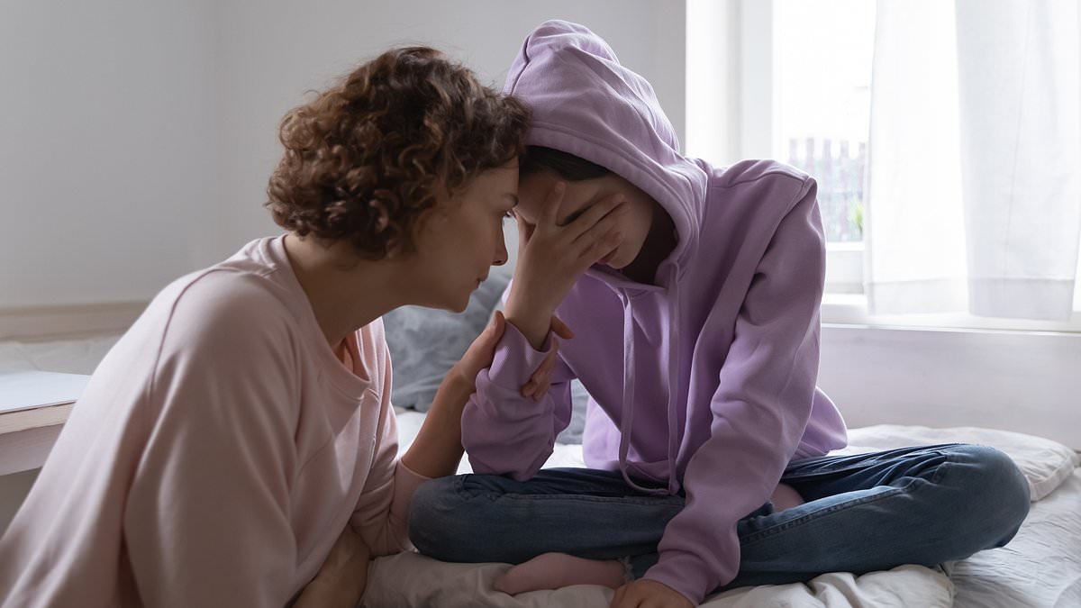 Experts say sincere apologies can be powerful tool for parenting when done right