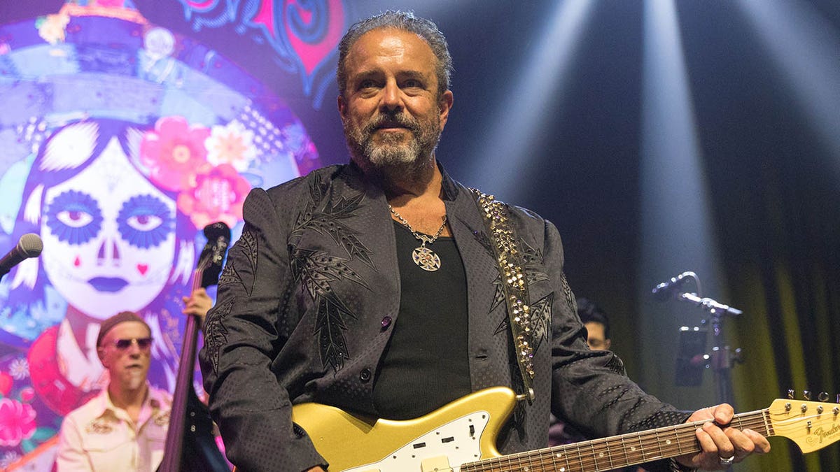 Country star Raul Malo says cancer has taken a turn due to rare complication, cancels 2025 shows