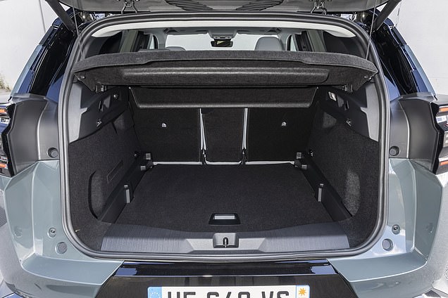 Interior cockpit and touchscreen