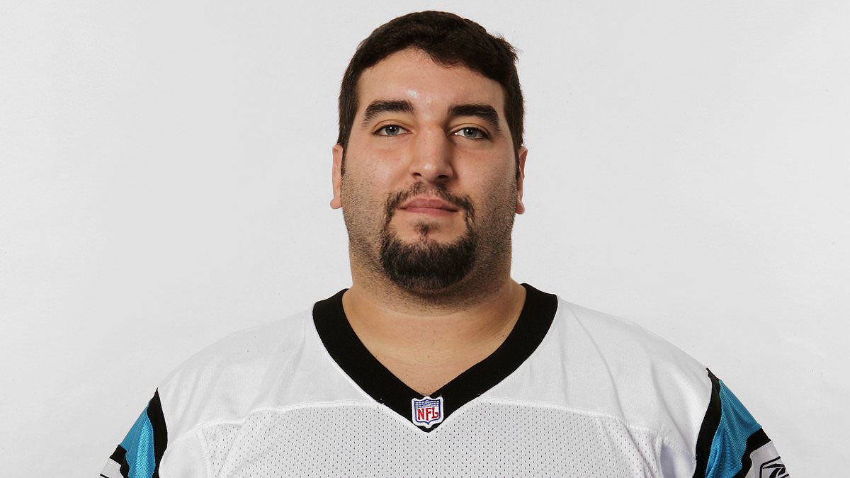 Former Packers, Badgers star Bill Ferrario dies at 47