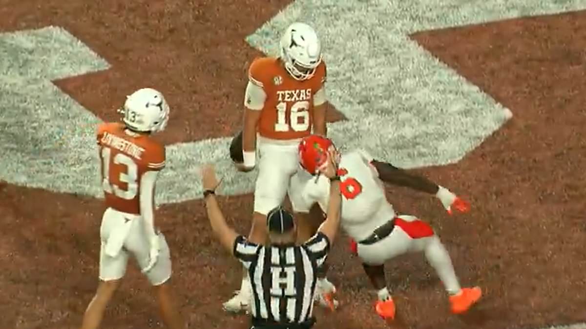 Arch Manning escapes penalty after end-zone taunt as Texas routs Sam Houston 55-0