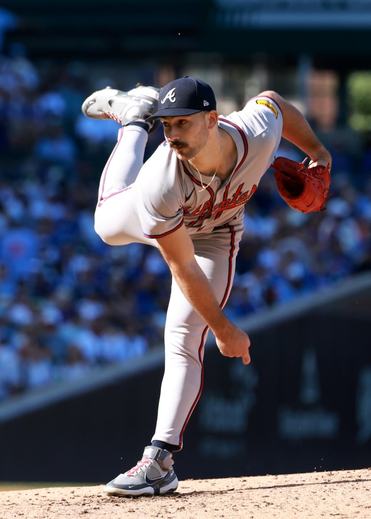 Spencer Strider delivering a pitch