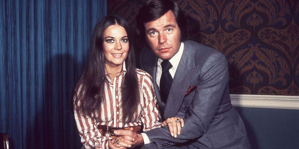 Natalie Wood on yacht