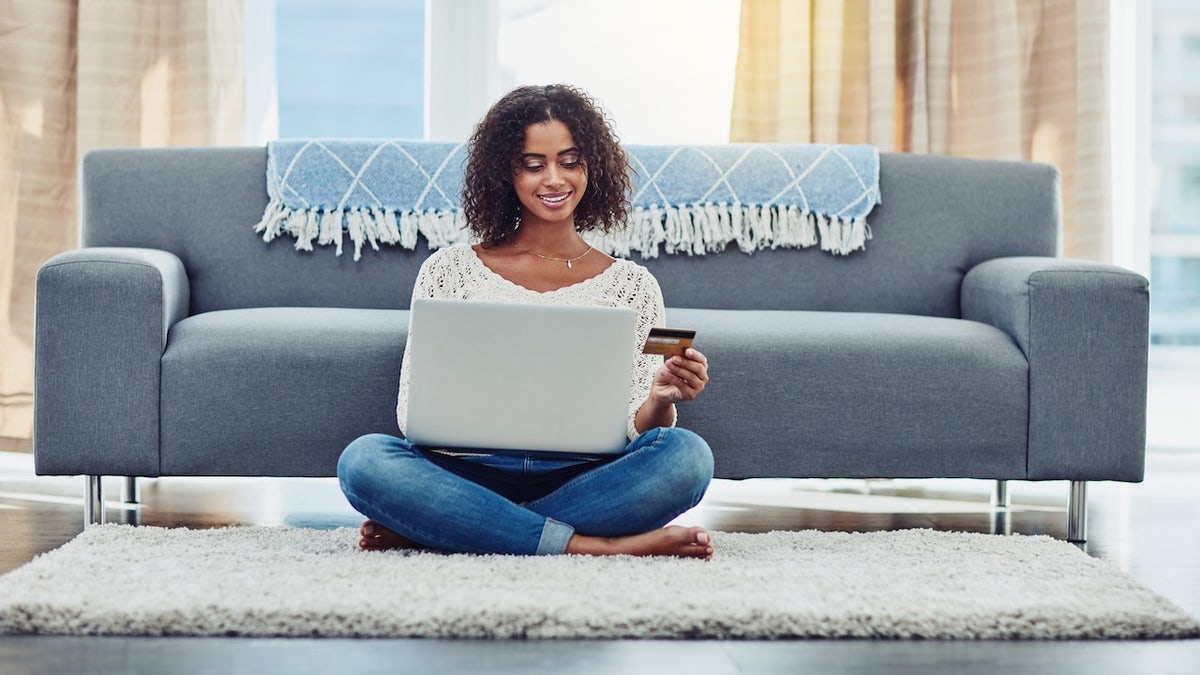 Wayfair launches 48-hour sale with discounts up to 78% on rugs, furniture and outdoor sets