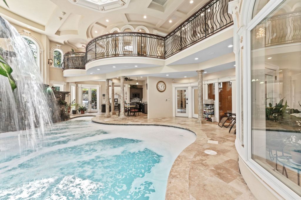 Indoor grotto and arches