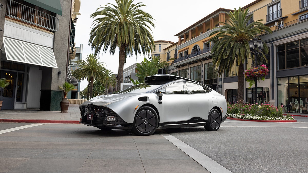 Tensor robocar interior concept